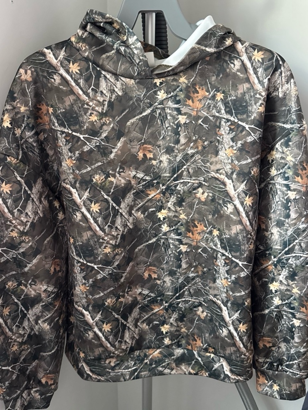 SHEIN unisex Camo Crewneck Hoodie in Green and Brown Leaf Print